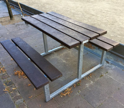 Bordbænkesæt vedligeholdelsesfrit 120 cm model 1